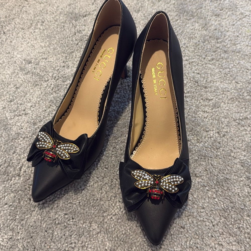 Gucci bee bow Napa heels black womens size 8